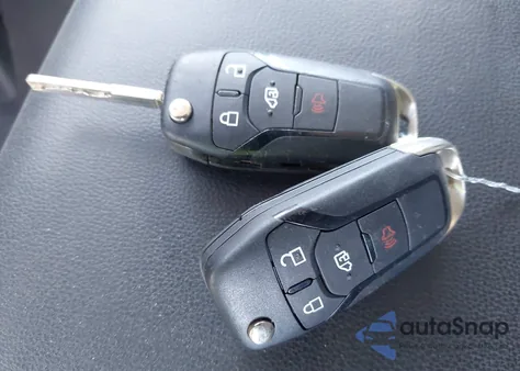 2021 Ford Transit-250 z USA, uszkodzony, nr VIN 1FTBR1Y85MKA37019